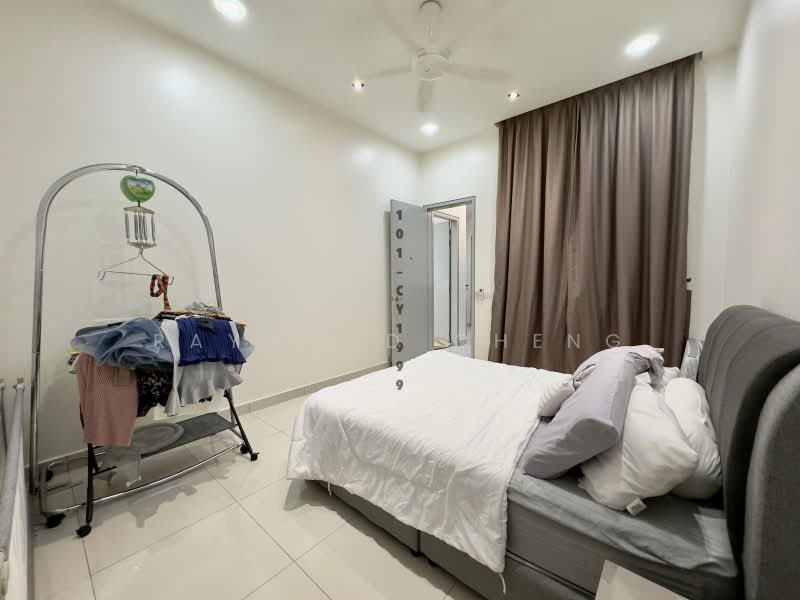 Semi-Detached House for Sale in Telok Panglima Garang (Selangor) - Raymond Cheng - Bedroom - PropertyGuru.com.my