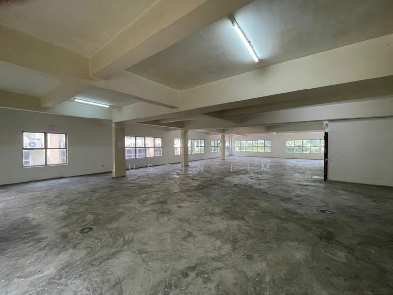 Office for Rent in Pusat Perdagangan Seri Kembangan (Seri Kembangan) - Justin Lim - Interior - PropertyGuru.com.my