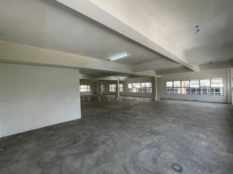 Office for Rent in Pusat Perdagangan Seri Kembangan (Seri Kembangan) - Justin Lim - Interior - PropertyGuru.com.my