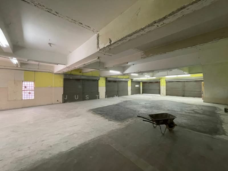 Office for Rent in Pusat Perdagangan Seri Kembangan (Seri Kembangan) - Justin Lim - Interior - PropertyGuru.com.my