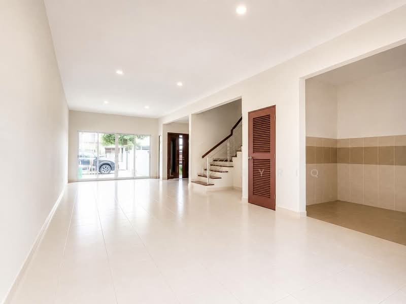 Rumah Teres 2 Tingkat untuk Dijual di Denai Alam (Shah Alam) - Amirul Nasyriq - Living Room - PropertyGuru.com.my