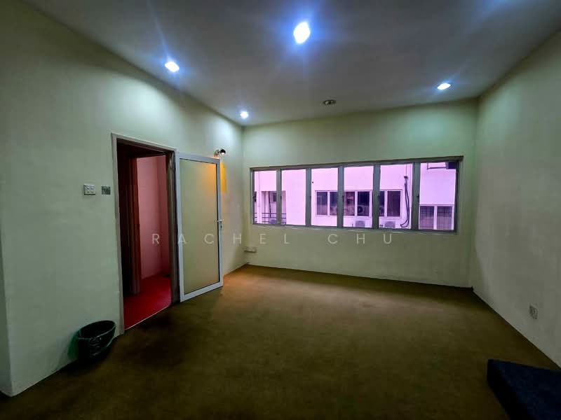 Shop for Rent in Bukit Rahman Putra (Sungai Buloh) - Rachel Chu - Interior - PropertyGuru.com.my