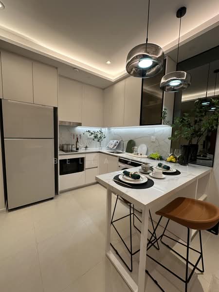 Servis Apartment untuk Dijual di Skypark Kepler @ Lido Waterfront Boulevard - Bella Tan - Kitchen - PropertyGuru.com.my