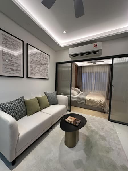 Servis Apartment untuk Dijual di Skypark Kepler @ Lido Waterfront Boulevard - Bella Tan - Living Room - PropertyGuru.com.my