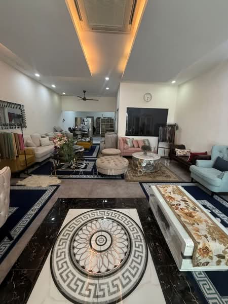 Shop for Sale in Saujana Utama (Selangor) - Wan Azlan Ahmad - PropertyGuru.com.my