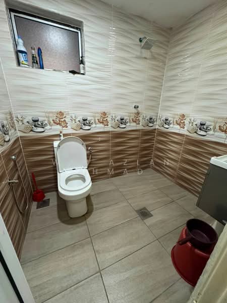 Shop for Sale in Saujana Utama (Selangor) - Wan Azlan Ahmad - PropertyGuru.com.my