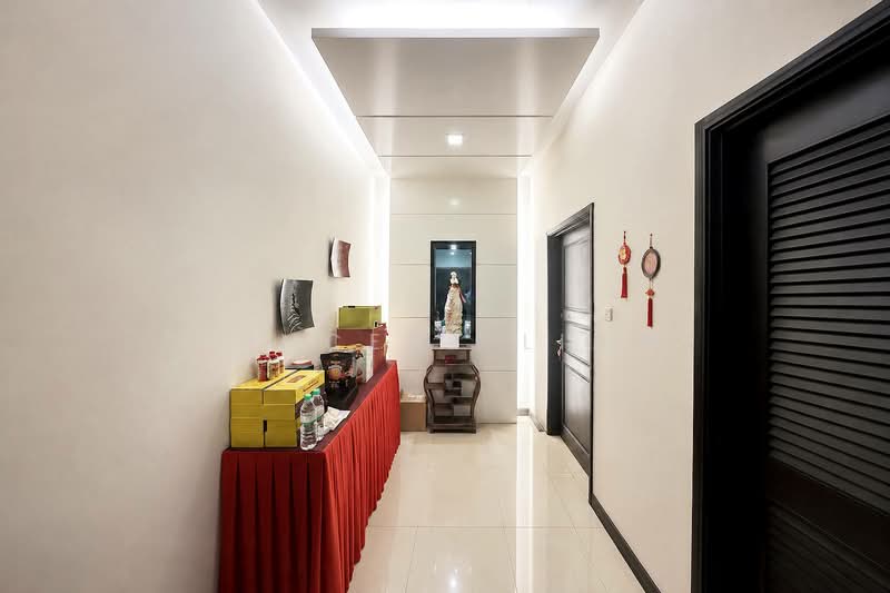 Rumah Berkembar untuk Dijual di Pju 3 (Tropicana) - Vincent Liaw - Corridor - PropertyGuru.com.my
