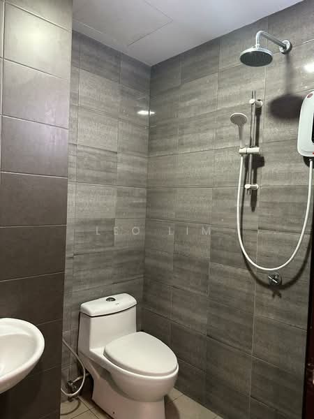 Servis Apartment untuk Disewa di Symphony Tower (Menara Simfoni) - Leo Lim - Bathroom - PropertyGuru.com.my