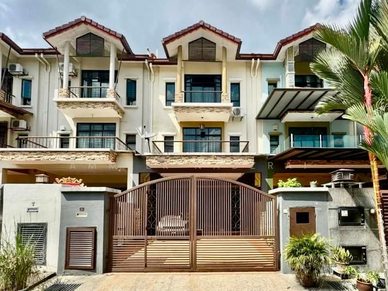 3-storey Terraced House for Sale in Sentosa Villa (Kajang) - Ammeer Nadzrai - Exterior - PropertyGuru.com.my