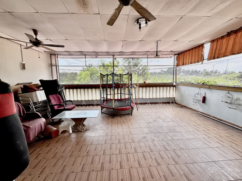 Rumah Teres 2 Tingkat untuk Dijual di Taman Sri Aman (Lukut) - Wan Azlan Ahmad - PropertyGuru.com.my