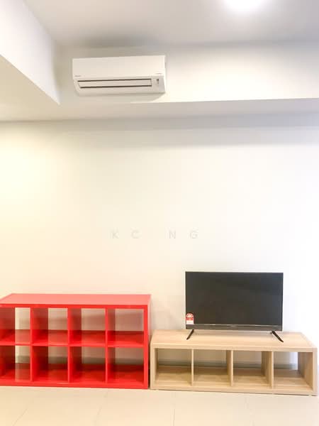 Servis Apartment untuk Disewa di Seventeen Mall & Residences (Biji Living) - KC Ng - Living Room - PropertyGuru.com.my