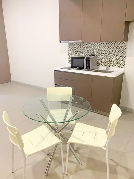 Servis Apartment untuk Disewa di Seventeen Mall & Residences (Biji Living) - KC Ng - Kitchen - PropertyGuru.com.my