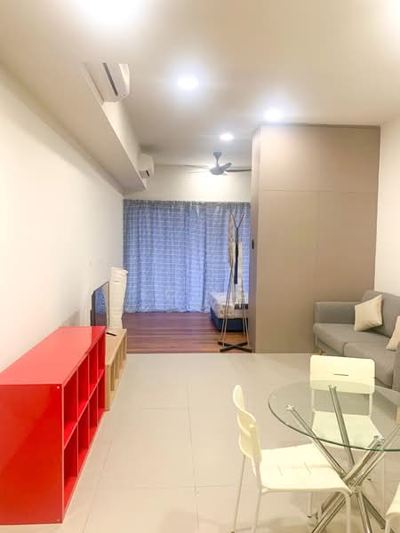 Servis Apartment untuk Disewa di Seventeen Mall & Residences (Biji Living) - KC Ng - Living Room - PropertyGuru.com.my