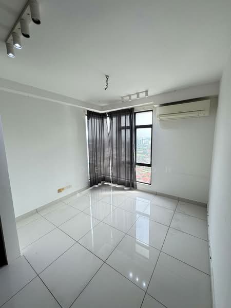Service Residence for Sale at Residences @ 1 Tebrau - Aiden Goh - Interior - PropertyGuru.com.my