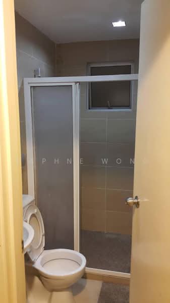 Servis Apartment untuk Dijual di Kuchai Avenue - Daphne Wong - Bathroom - PropertyGuru.com.my
