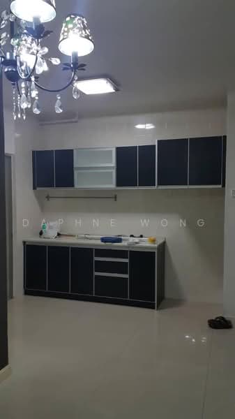 Servis Apartment untuk Dijual di Kuchai Avenue - Daphne Wong - Kitchen - PropertyGuru.com.my
