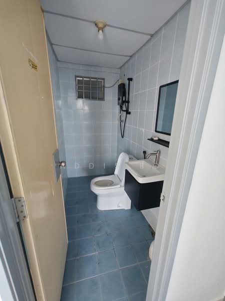 Condominium for Sale at Angkasa Condominiums - Addis Bo - Bathroom - PropertyGuru.com.my