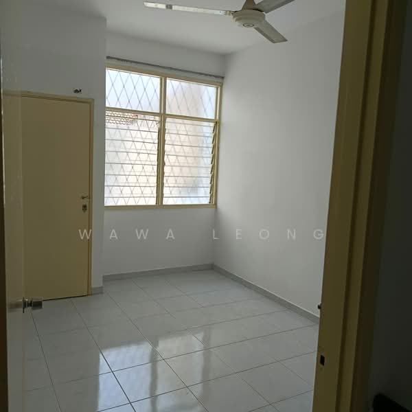 Rumah Teres 2 Tingkat untuk Disewa di Taman Bukit Maluri (Kepong) - Wawa Leong - Interior - PropertyGuru.com.my