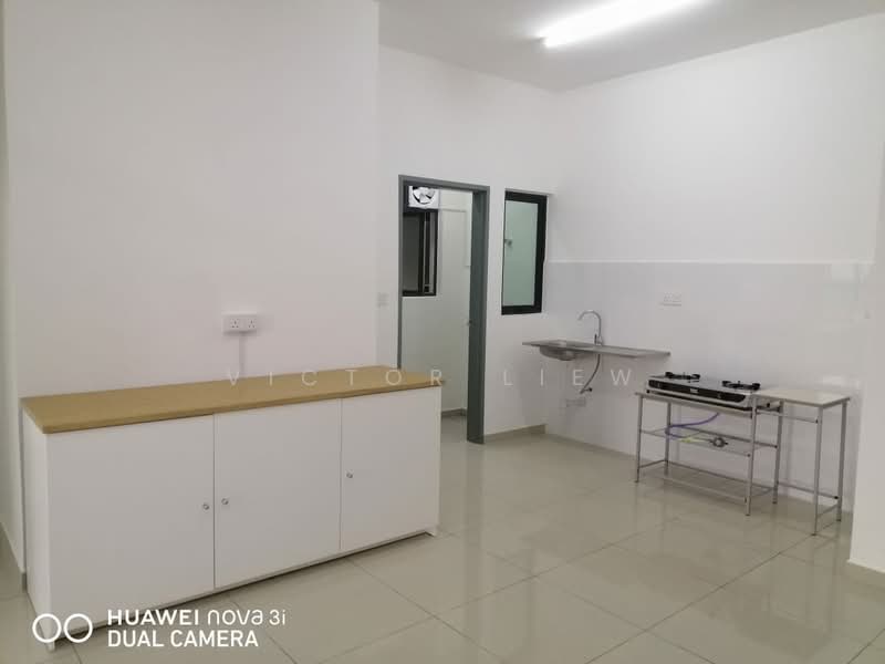 Kondominium untuk Disewa di Parkland Residence - VICTOR LIEW - Kitchen - PropertyGuru.com.my
