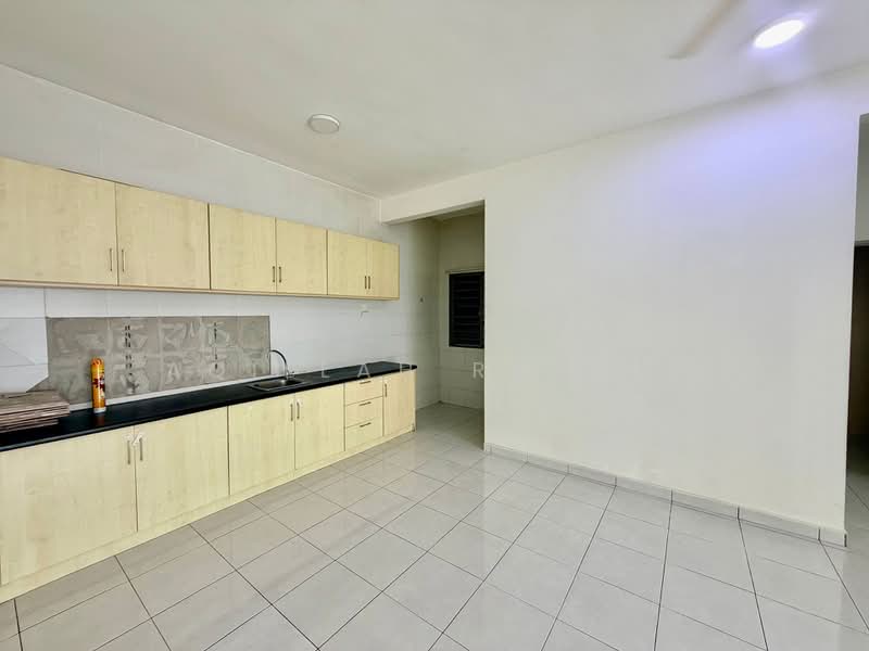 Apartment for Sale at Puncak Saujana - Aqillah Razali - Kitchen - PropertyGuru.com.my