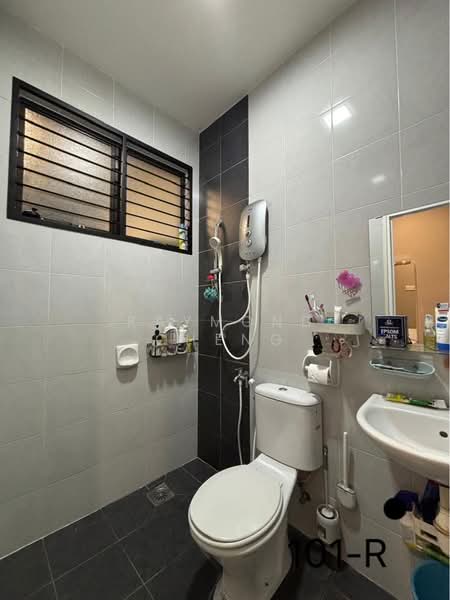 Rumah Teres 1 Tingkat untuk Dijual di Bandar Putera 2 (Klang) - Raymond Cheng - Bathroom - PropertyGuru.com.my