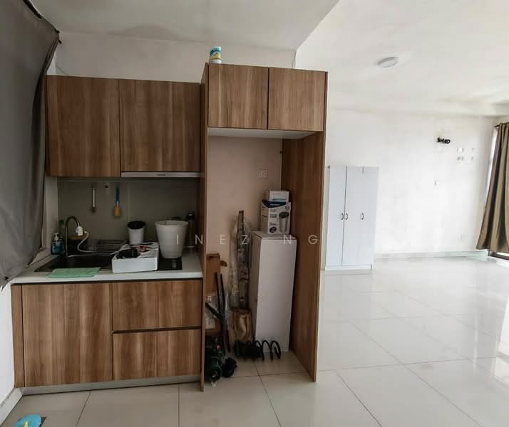 Service Residence for Sale at Palazio - Inez Ng - Kitchen - PropertyGuru.com.my
