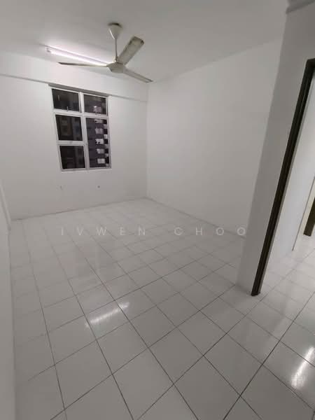Apartment for Rent at Pangsapuri Pulai Mutiara - Ivwen Choo - PropertyGuru.com.my