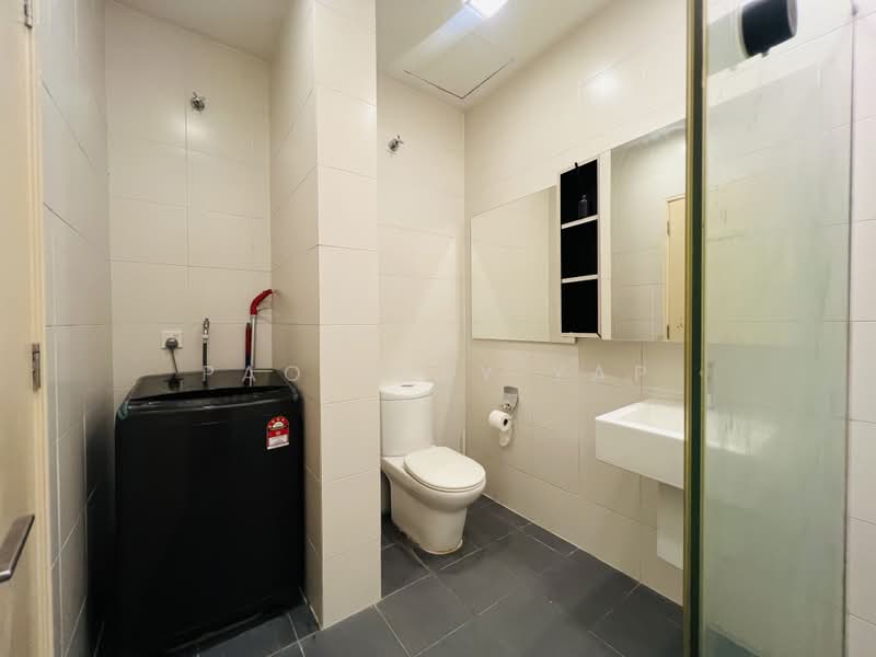 Kediaman Servis untuk Disewa di Garden Plaza - Cheryl PS Yap - Bathroom - PropertyGuru.com.my