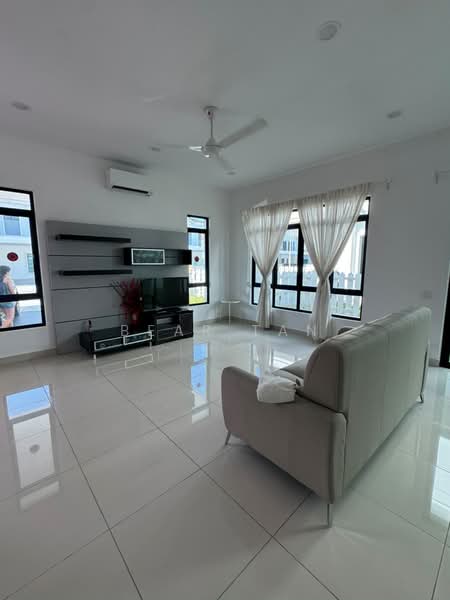 Rumah Berkembar untuk Disewa di Bandar Cassia (Batu Kawan) - Bear Tan - Living Room - PropertyGuru.com.my