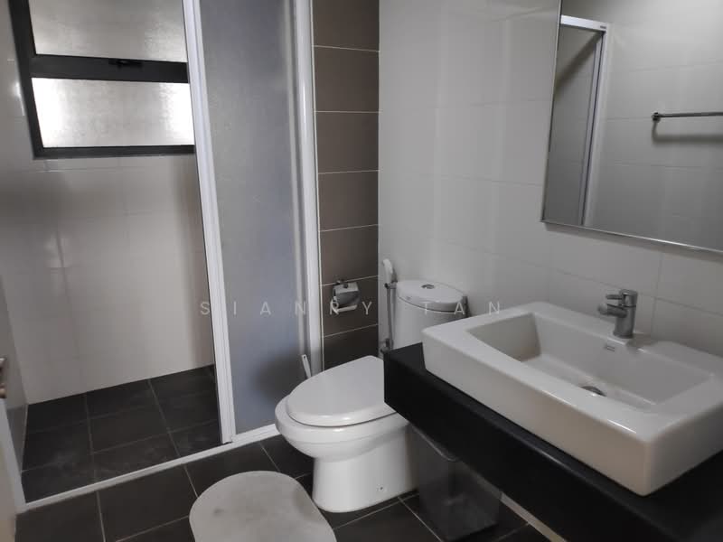 Kondominium untuk Dijual di Covillea - Sianry Tan - Bathroom - PropertyGuru.com.my