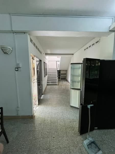 Bungalow for Sale in Taman Desa (Kuala Lumpur) - Kweenie Chong - Corridor - PropertyGuru.com.my