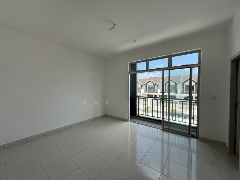 Rumah Teres 2 Tingkat untuk Dijual di Masai (Johor) - Max Loh - Living Room - PropertyGuru.com.my