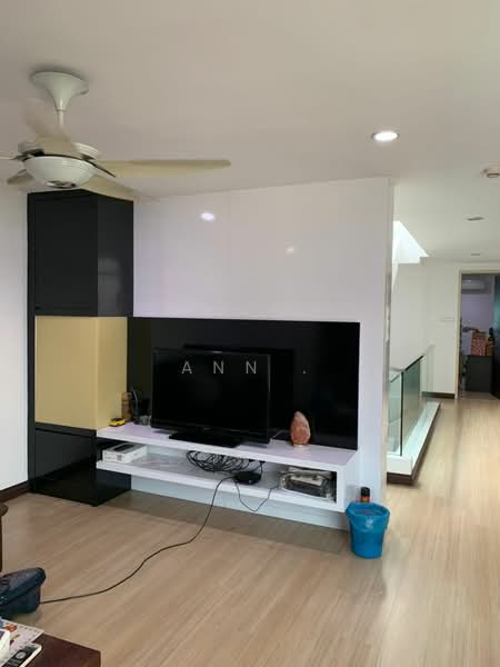 Zero-Lot Bungalow for Rent in Kota Kemuning (Shah Alam) - Ann . - Living Room - PropertyGuru.com.my