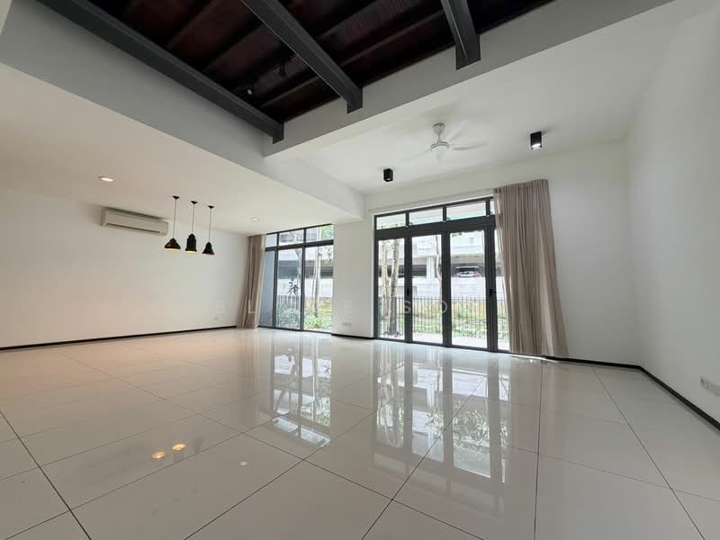 Kondominium untuk Disewa di The Breezeway - Blaze Soh - Living Room - PropertyGuru.com.my