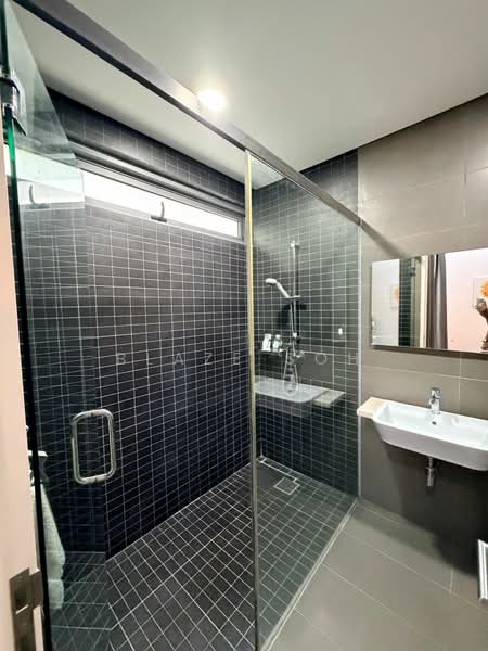 Kondominium untuk Disewa di The Breezeway - Blaze Soh - Bathroom - PropertyGuru.com.my