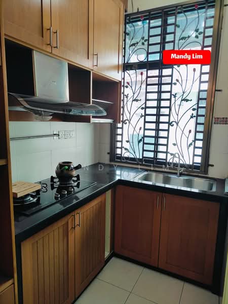 Rumah Teres 2.5 Tingkat untuk Dijual di Setia Pearl Island (Bayan Lepas) - Mandy Lim - Kitchen - PropertyGuru.com.my