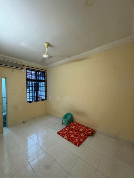 2-storey Terraced House for Sale in Bandar Baru Tambun (Tambun) - Sam . - Interior - PropertyGuru.com.my