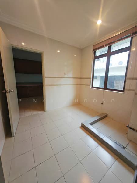 Rumah Banglo untuk Dijual di Valencia (Sungai Buloh) - Pinky Choong - Kitchen - PropertyGuru.com.my