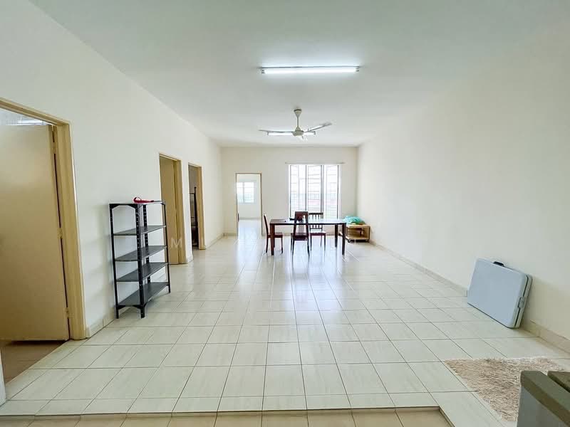 Condominium for Sale at Kondominium Kristal - Muz Hafiz - PropertyGuru.com.my