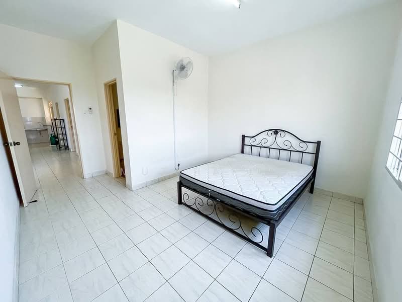 Condominium for Sale at Kondominium Kristal - Muz Hafiz - PropertyGuru.com.my