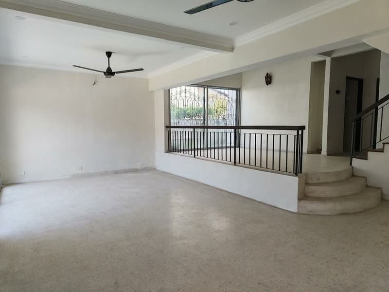 Rumah Berkembar untuk Dijual di Taman Cuepacs (Cheras) - Louis . - Living Room - PropertyGuru.com.my