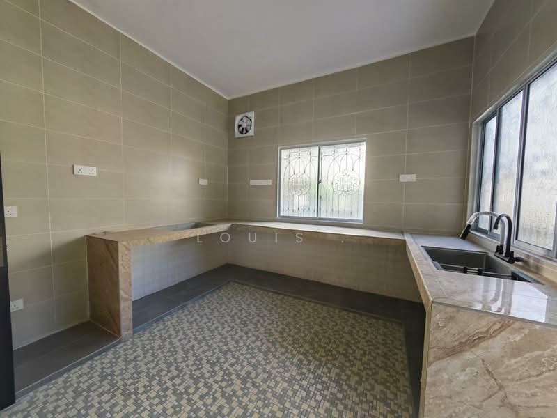 Rumah Berkembar untuk Dijual di Taman Cuepacs (Cheras) - Louis . - PropertyGuru.com.my