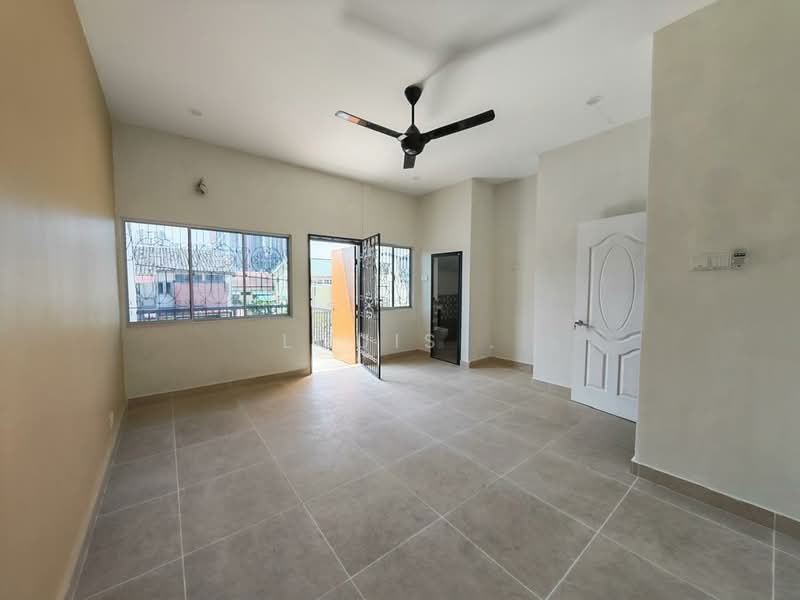 Rumah Berkembar untuk Dijual di Taman Cuepacs (Cheras) - Louis . - PropertyGuru.com.my