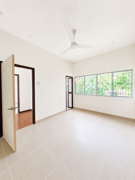 Rumah Berkembar untuk Dijual di Taman Cuepacs (Cheras) - Louis . - PropertyGuru.com.my