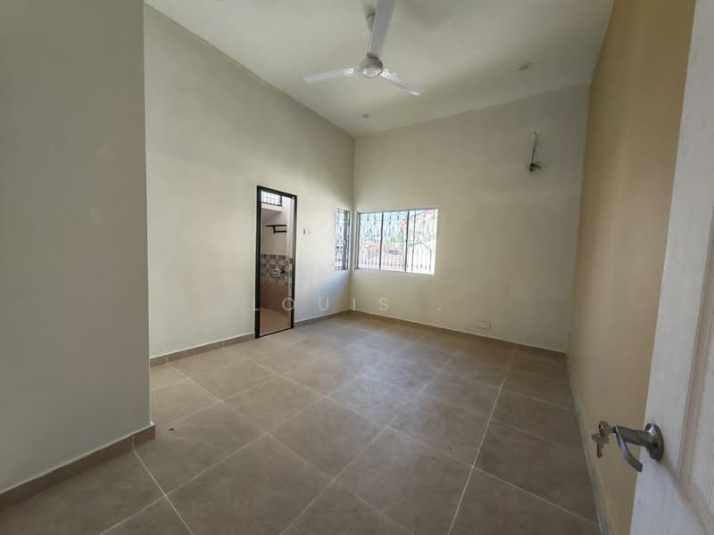 Rumah Berkembar untuk Dijual di Taman Cuepacs (Cheras) - Louis . - PropertyGuru.com.my