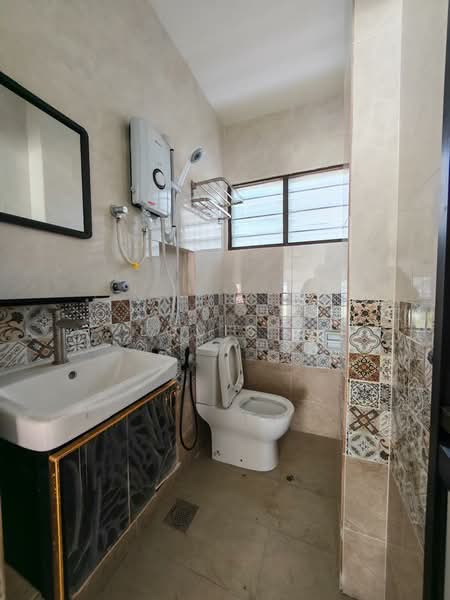 Rumah Berkembar untuk Dijual di Taman Cuepacs (Cheras) - Louis . - PropertyGuru.com.my