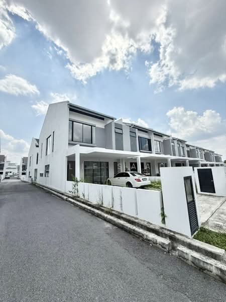 Rumah Teres 2 Tingkat untuk Dijual di Kajang (Selangor) - Alif Saad - PropertyGuru.com.my