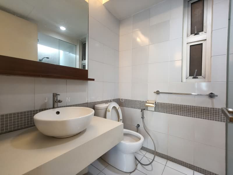 Kediaman Servis untuk Disewa di i-Zen @ Kiara 1 - Jun Hong Wong - Bathroom - PropertyGuru.com.my