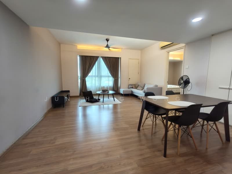 Kediaman Servis untuk Disewa di i-Zen @ Kiara 1 - Jun Hong Wong - Living Room - PropertyGuru.com.my