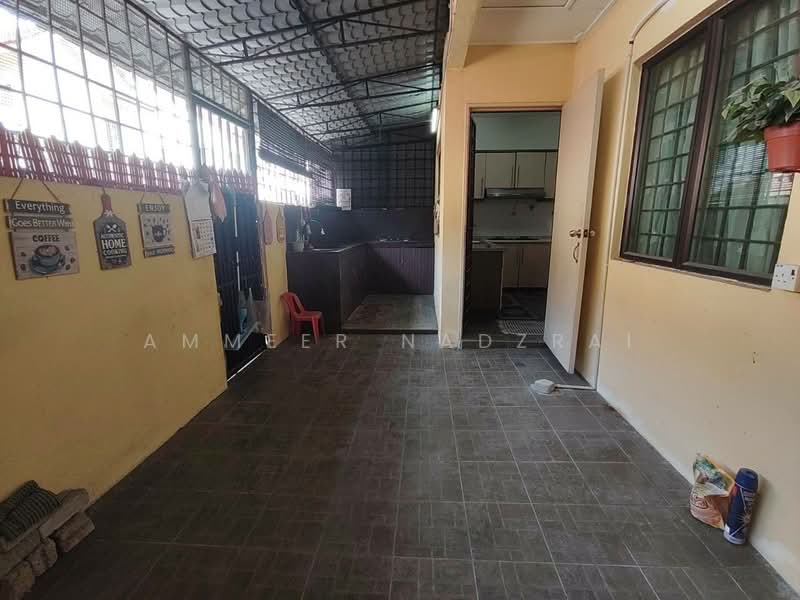 2-storey Terraced House for Sale in Desa Kasia (Nilai) - Ammeer Nadzrai - Kitchen - PropertyGuru.com.my